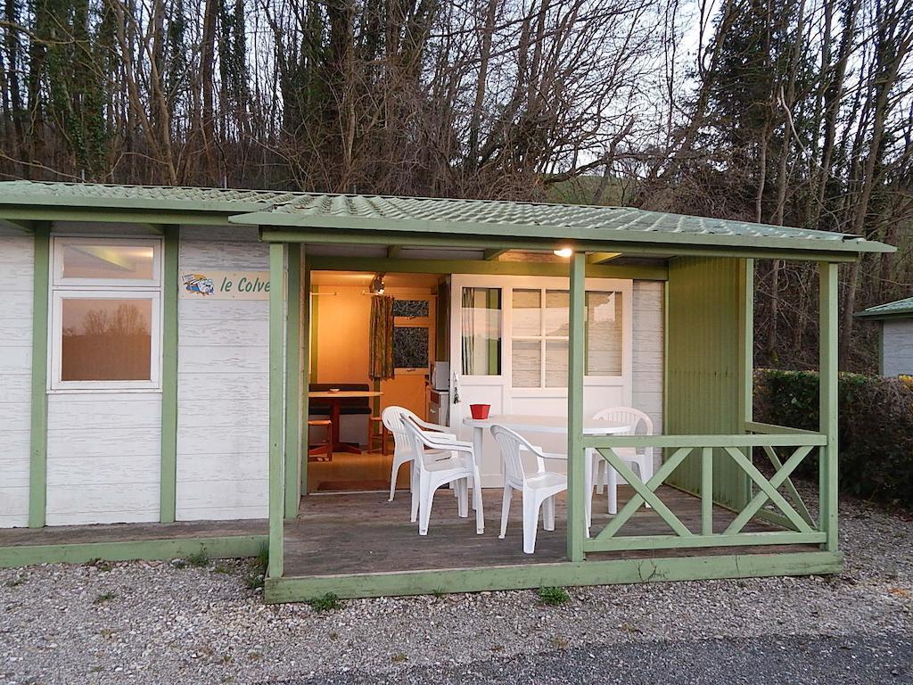 Hôtel Camping Du Moulin à Meyrieu-les-Etangs Extérieur photo